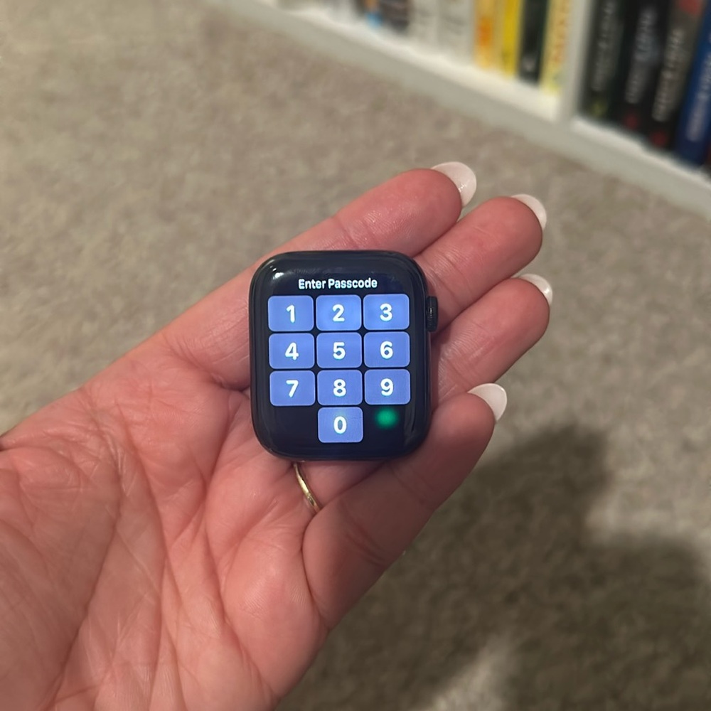 Series 5 Apple Watch 44 mm Black Stainless Steel